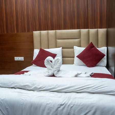 Hotel Sun Grand Agra  Esterno foto