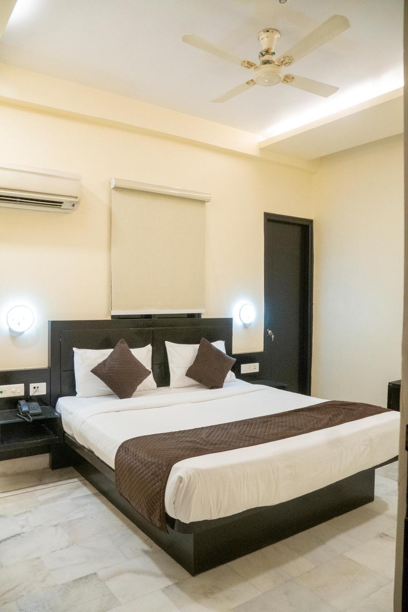 Hotel Sun Grand Agra  Esterno foto
