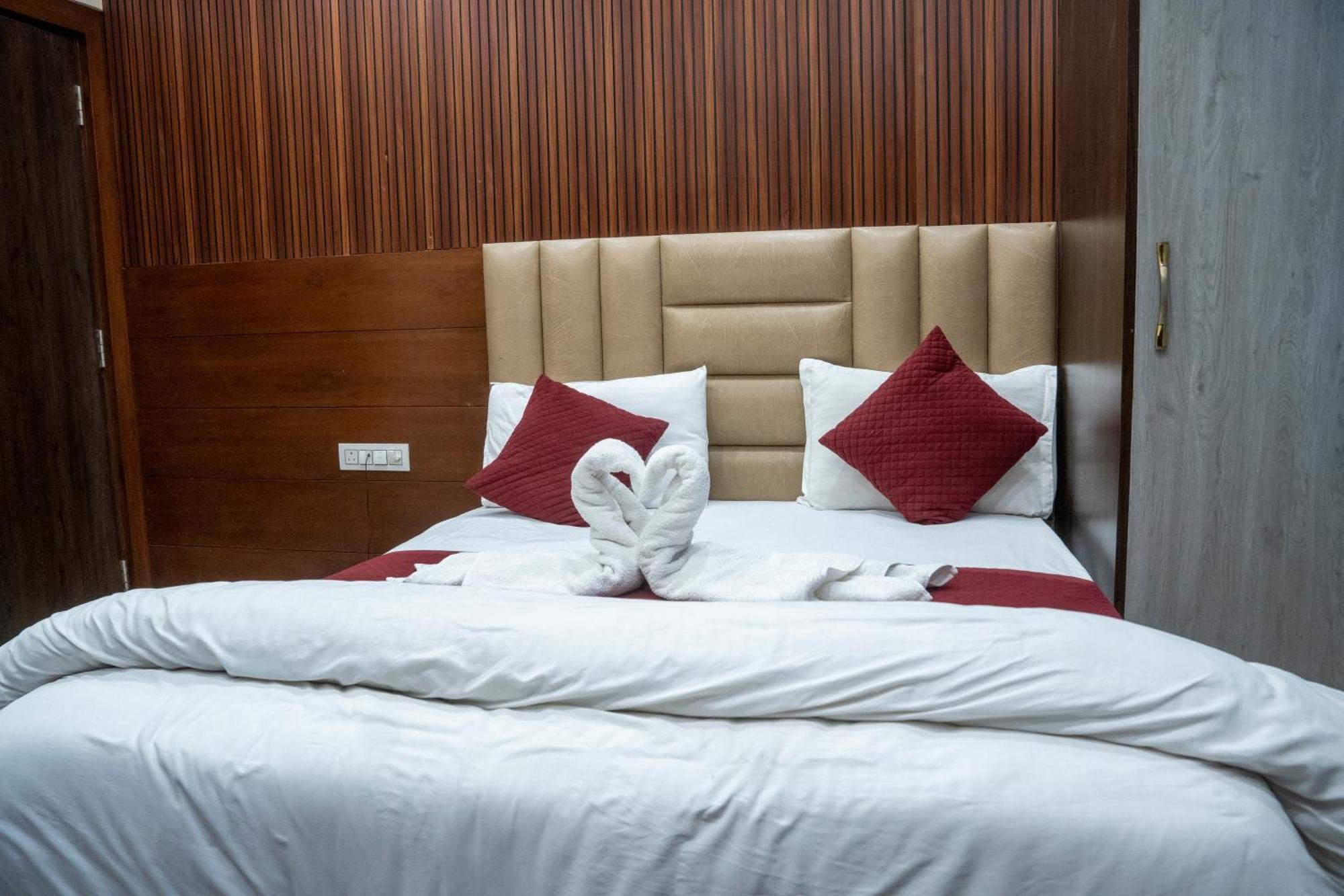 Hotel Sun Grand Agra  Esterno foto